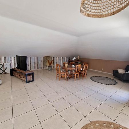 Appartement Villa Sur Le Toit, Vue Mer Saint-Gilles-les-Bains Exterior foto