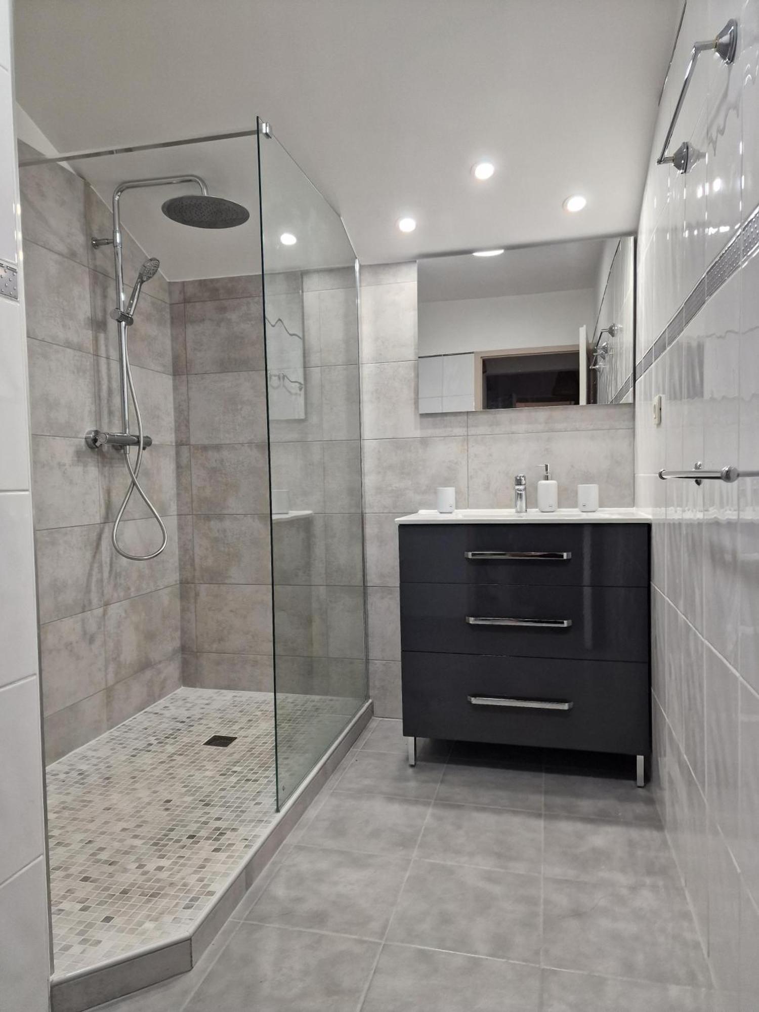 Appartement Villa Sur Le Toit, Vue Mer Saint-Gilles-les-Bains Exterior foto